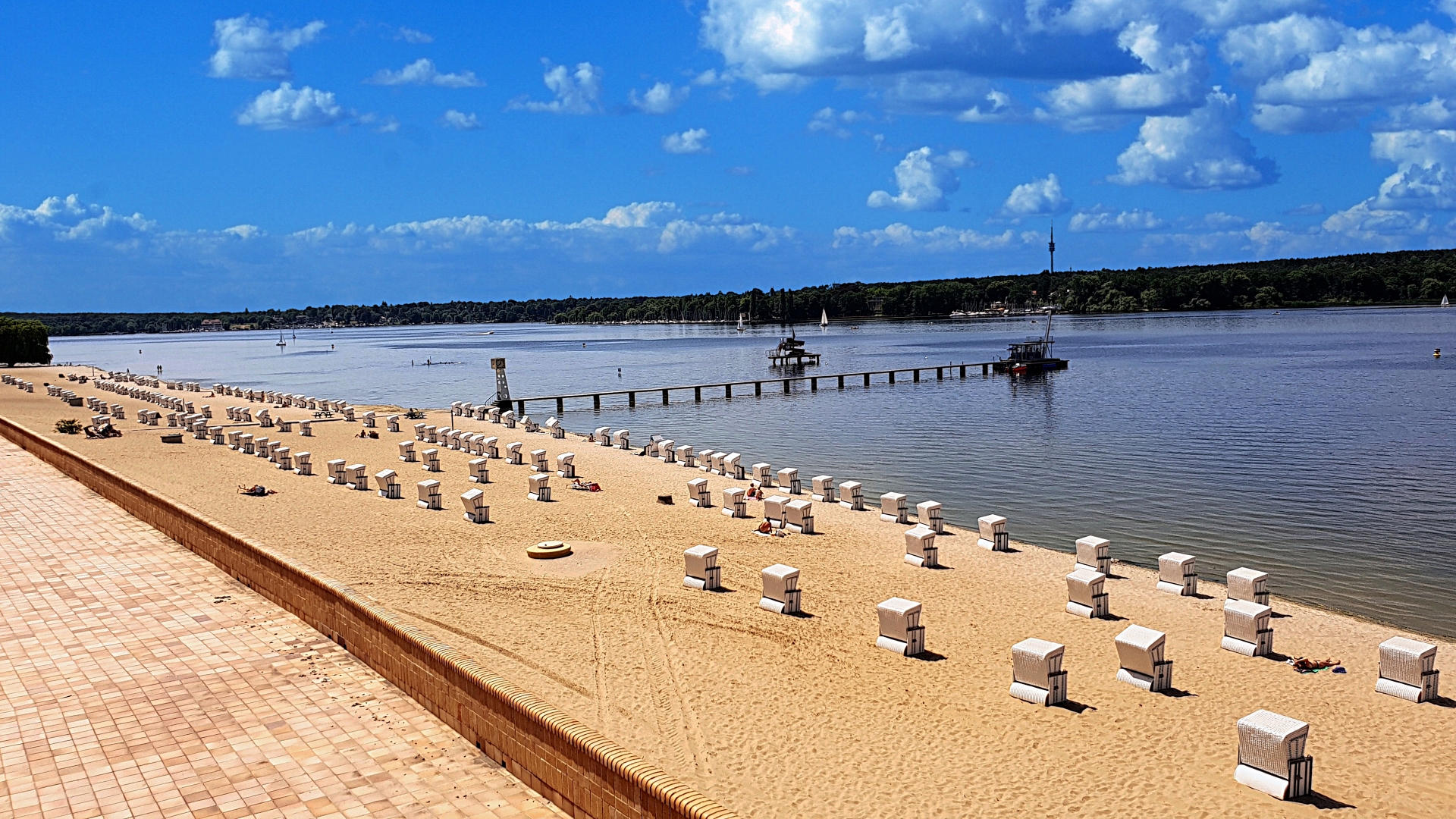 Strandbad-Wannsee-Berlin.de